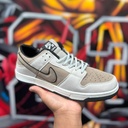 Nike Dum